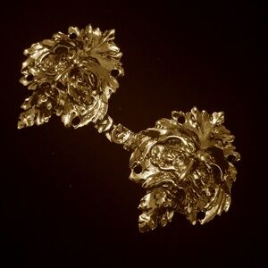 gold greenman cloak clasp